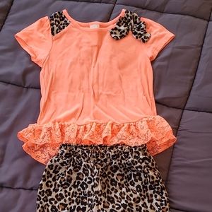 Girls size 6 Outfit set